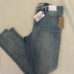 Jessica Simpson Adored High Rise Skinny Jeans